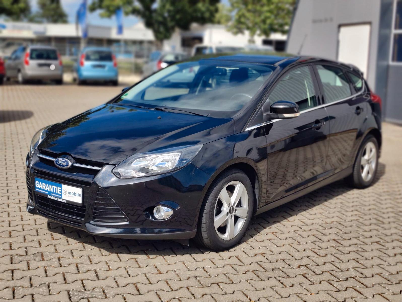 Ford Focus Lim. Titanium Zahnriemen NEU KLIMA TÜV