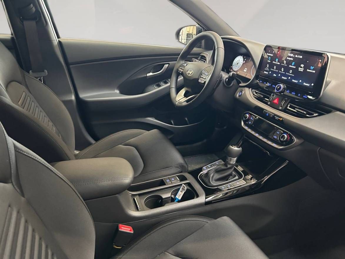 Fahrzeugabbildung Hyundai i30 FL Kombi Trend Plus-Paket, Panoramadach
