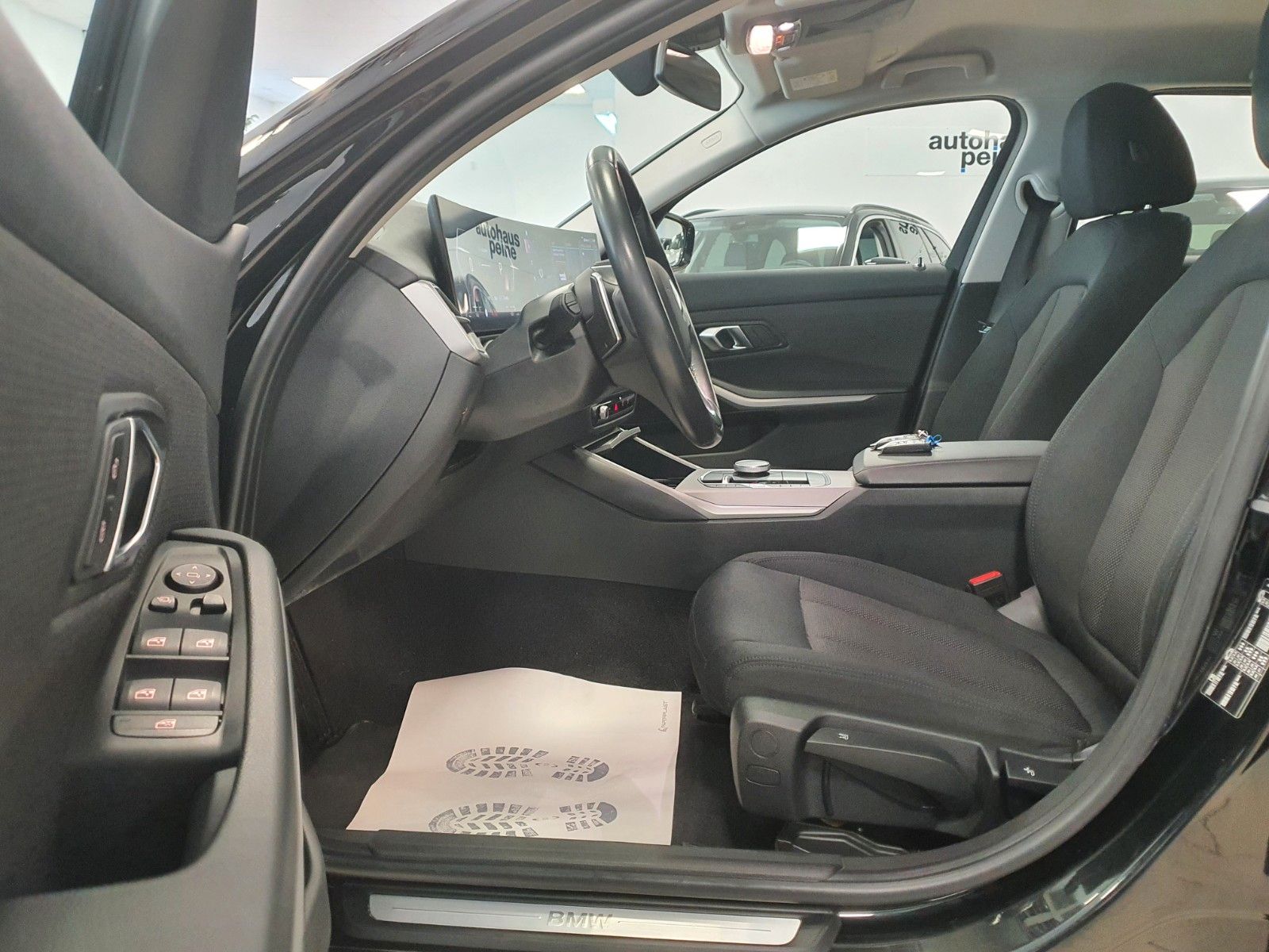BMW 320i SAG/Navi/AHK/DrivAss&FernAss/Tempomat foto 19