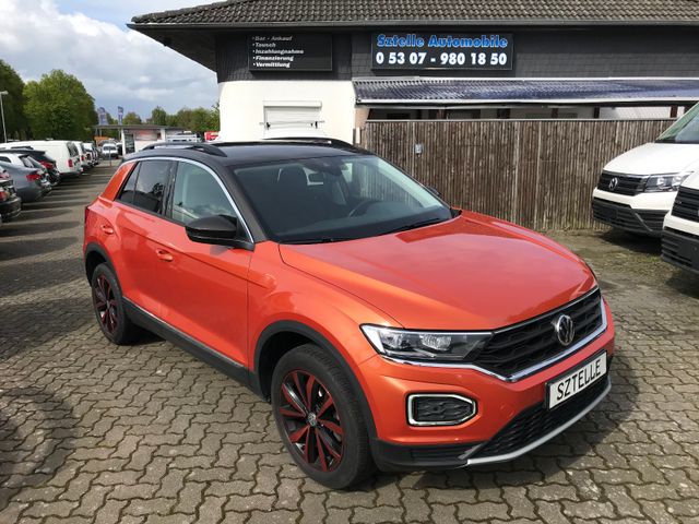 Volkswagen T-Roc Style*NAVI*SHZ*AHK*