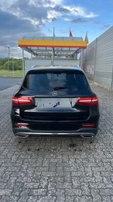 Mercedes-Benz GLC 220 d 4MATIC AMG Line Autom. AMG Line - Mercedes-Benz GLC 220: Von Privat
