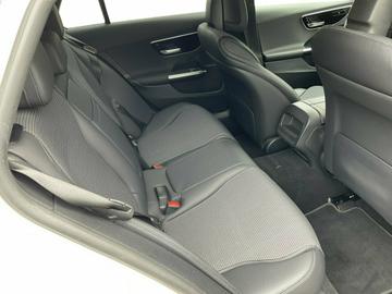 صورة مصغرة 14 لـ 2023 Mercedes-BENZ C 220