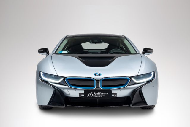 BMW i8 Pure Impulse