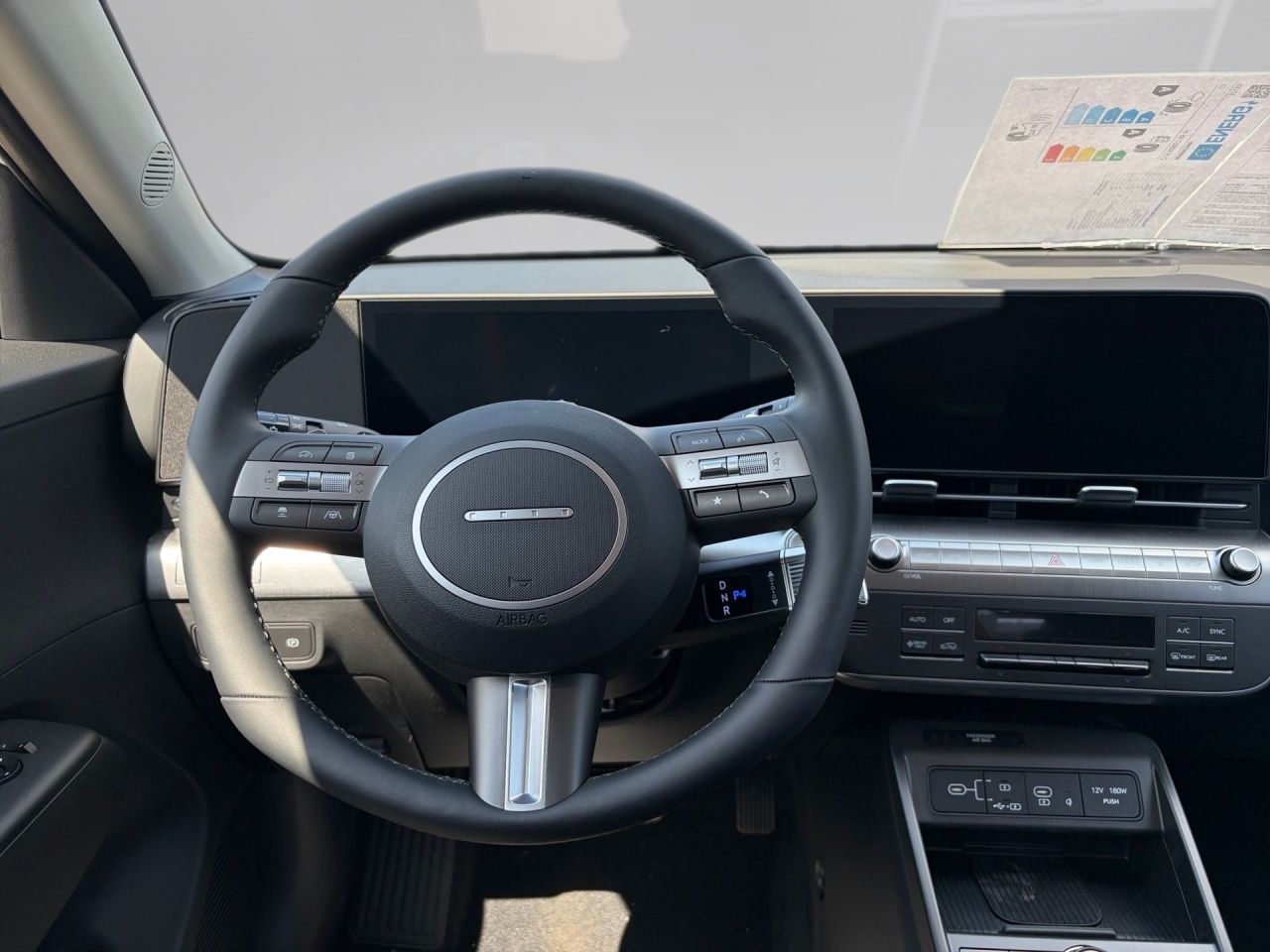 Fahrzeugabbildung Hyundai KONA TREND 2xKlima 360 ACC AUT Akustikglas Kam.