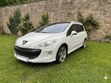 Peugeot 308 SW Platinum*top Ausst*Xenon*Leder*u.u.u - Peugeot 308 Platinum mit Benzin-Antrieb