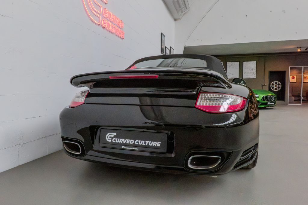 PORSCHE 997 2011