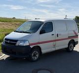 Toyota Hiace 2.5 D-4D 4WD *3.SITZER*AHK*KASTEN*ALLRAD* - Toyota Hiace: Kleinbus