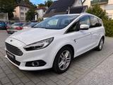 Ford S-MAX Titanium 7SITZER NAVI KAM SHZ PDC AHK - Ford S-Max Gebrauchtwagen in Stuttgart