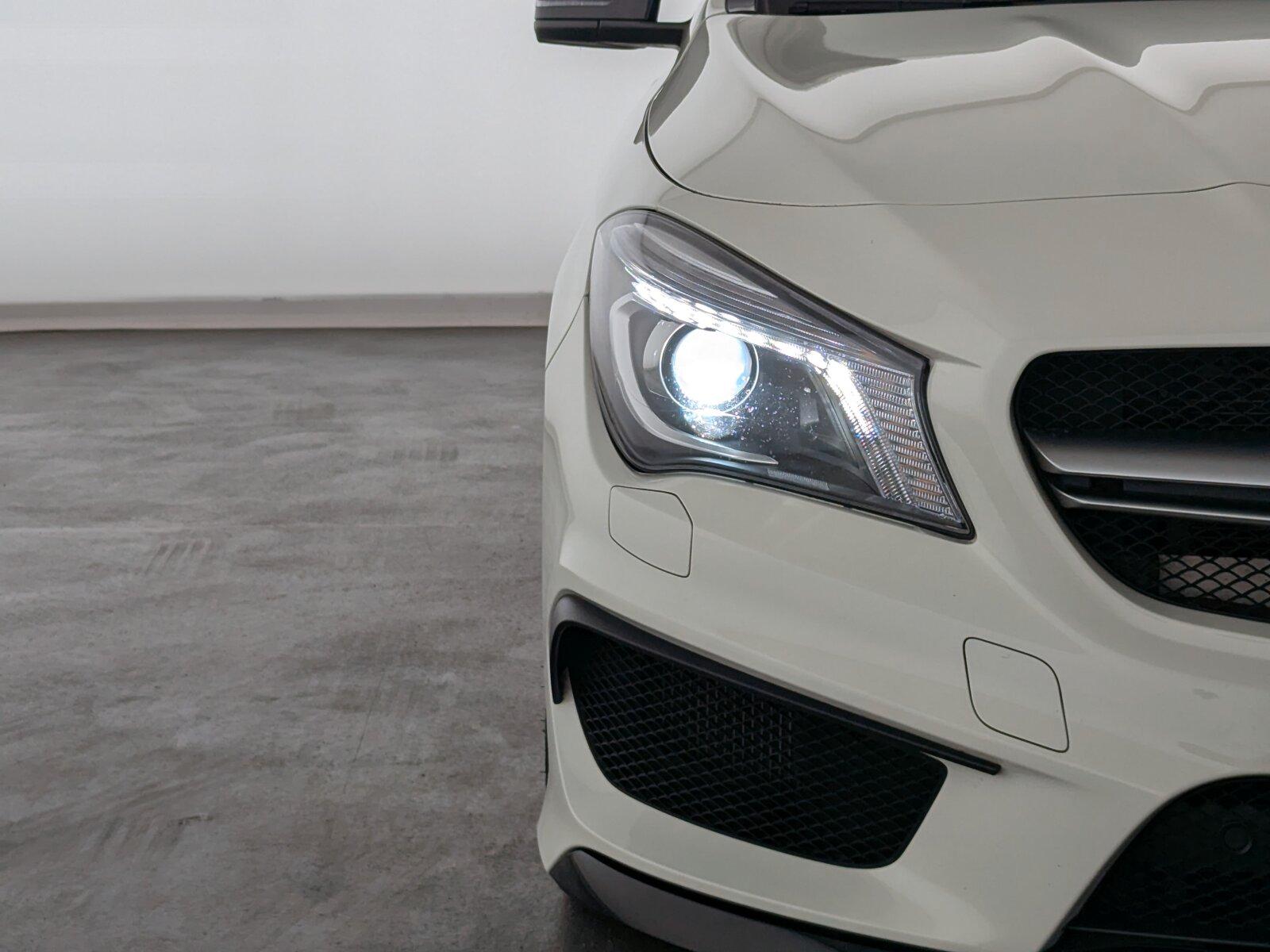 Mercedes-Benz CLA 45 AMG Shooting Brake 4Matic XENON+BLUETOOTH
