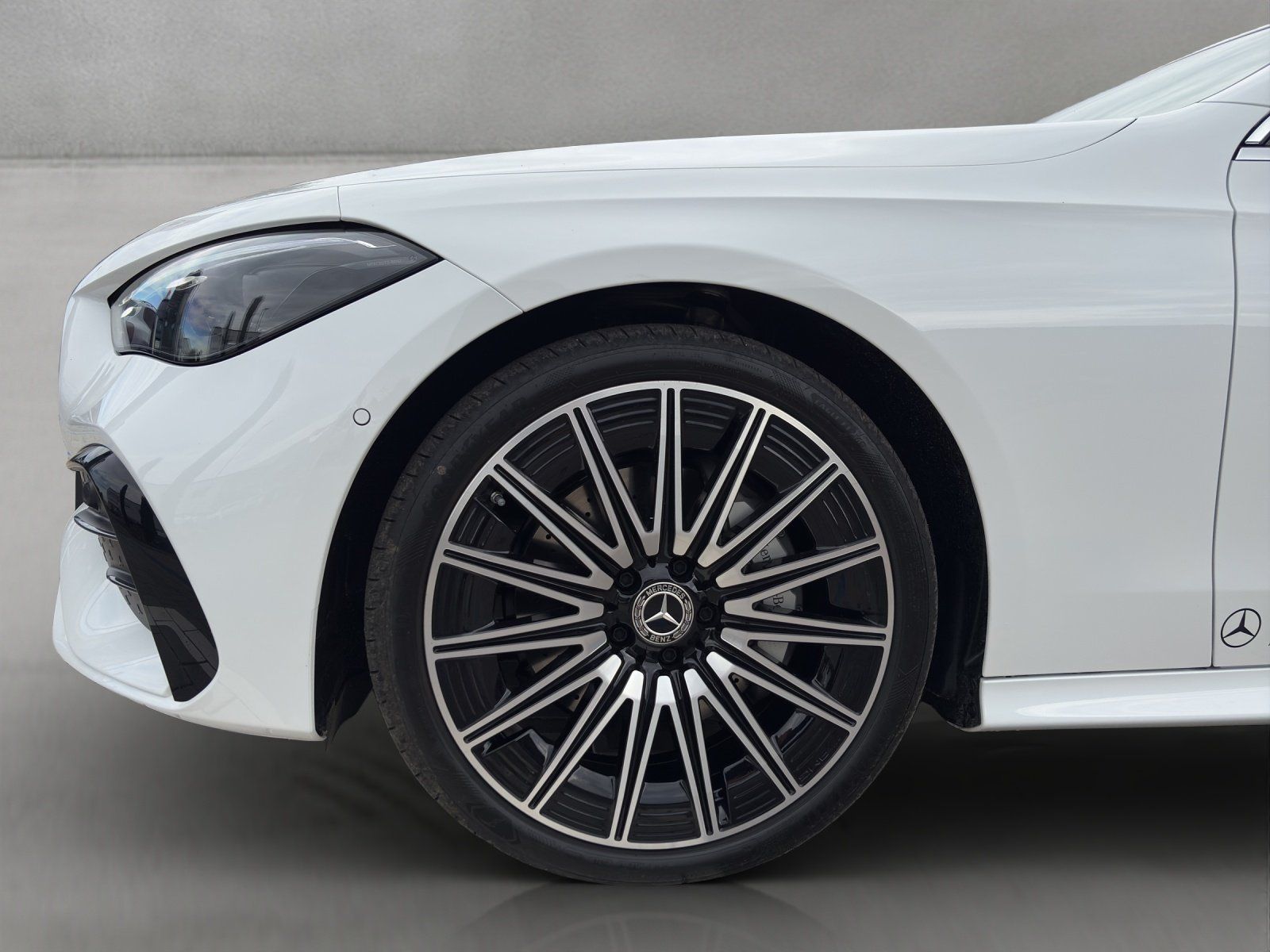 Fahrzeugabbildung Mercedes-Benz CLE 300 4M AMG DigiLight 360°Burm Distr Head-Up