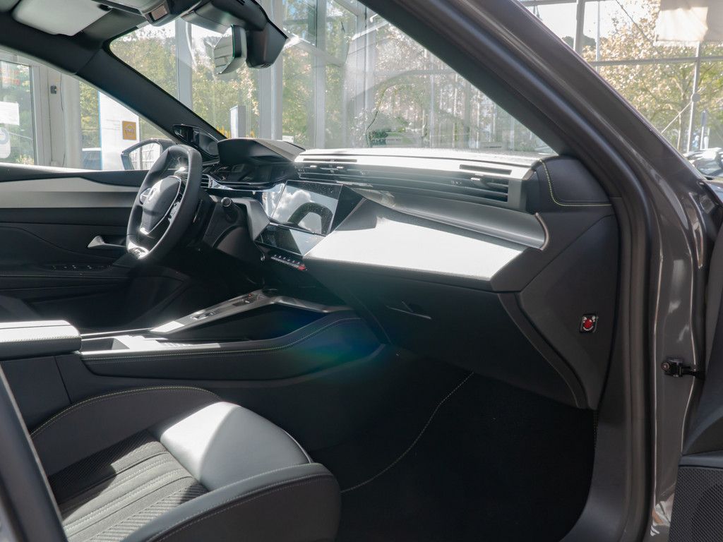 Peugeot 408 - Bild 7