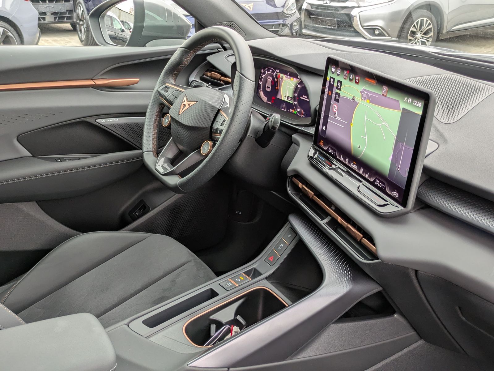 Fahrzeugabbildung CUPRA Terramar 2.0 TSI 4D VZ HUD*MATRIX*PANO*DCC*20"