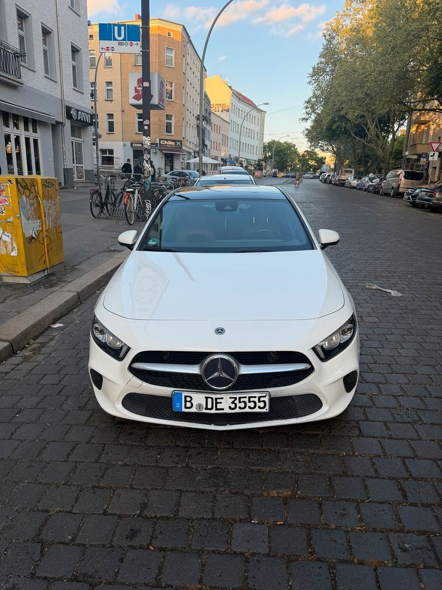 MERCEDES-BENZ A Klasse 200 Benzin