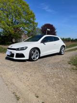 Volkswagen Scirocco 2.0 TSI R R - VW Scirocco in Düsseldorf