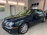 Jaguar S-Type V8 - gebrauchte Jaguar S-Type aus dem Jahr 2000