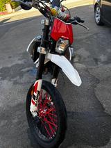 Fantic XEF 125 Performance  - FANTIC XEF 125 PERFORMANCE
