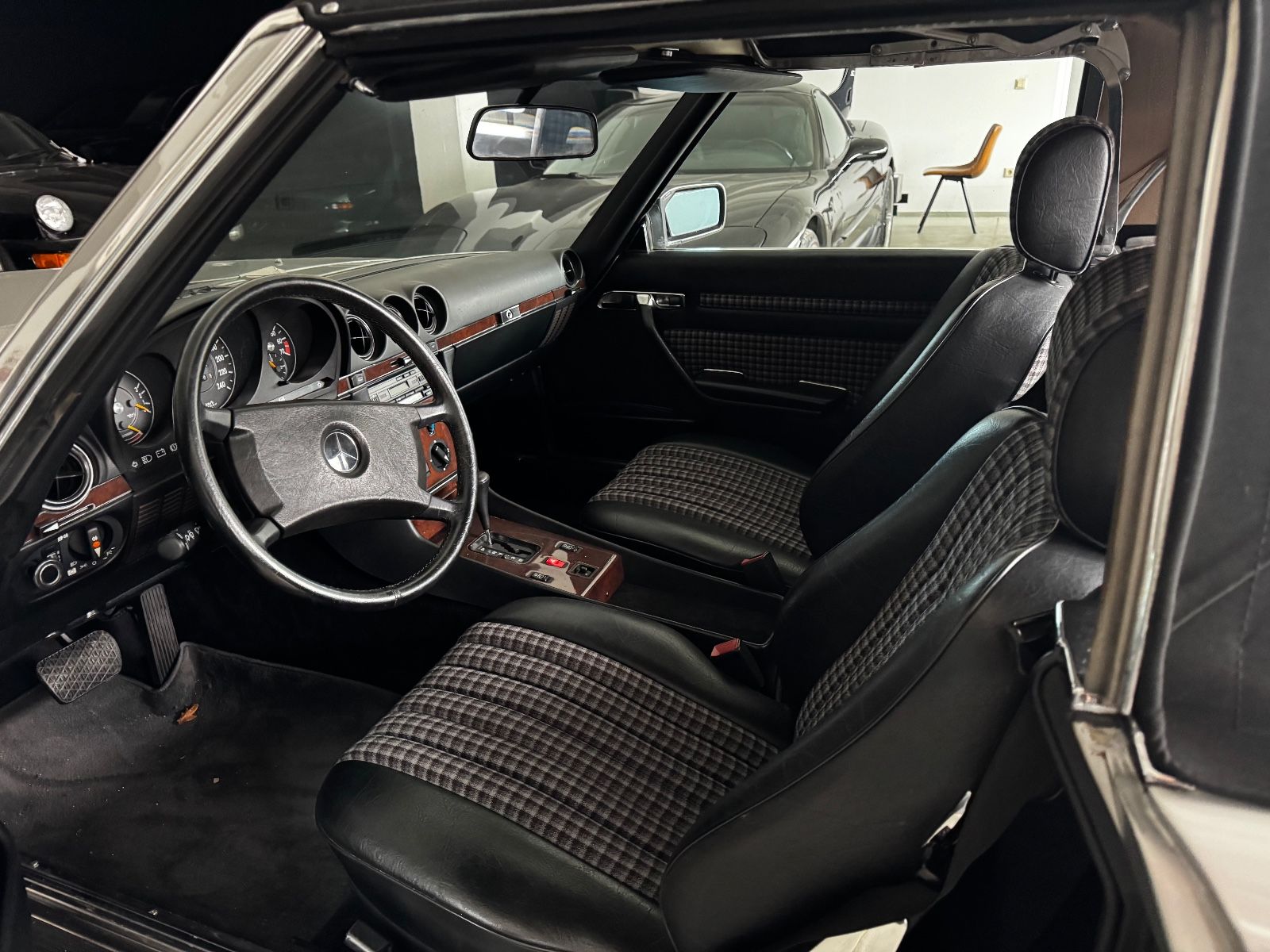 Mercedes-Benz 300 SL 8