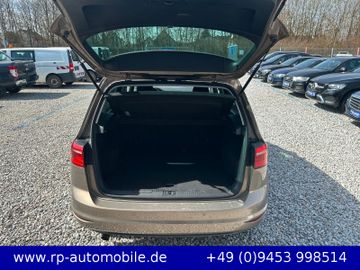 Volkswagen Golf Sportsvan - 12