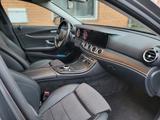Mercedes-Benz E 200 d Autom. W213  - Mercedes-Benz W213