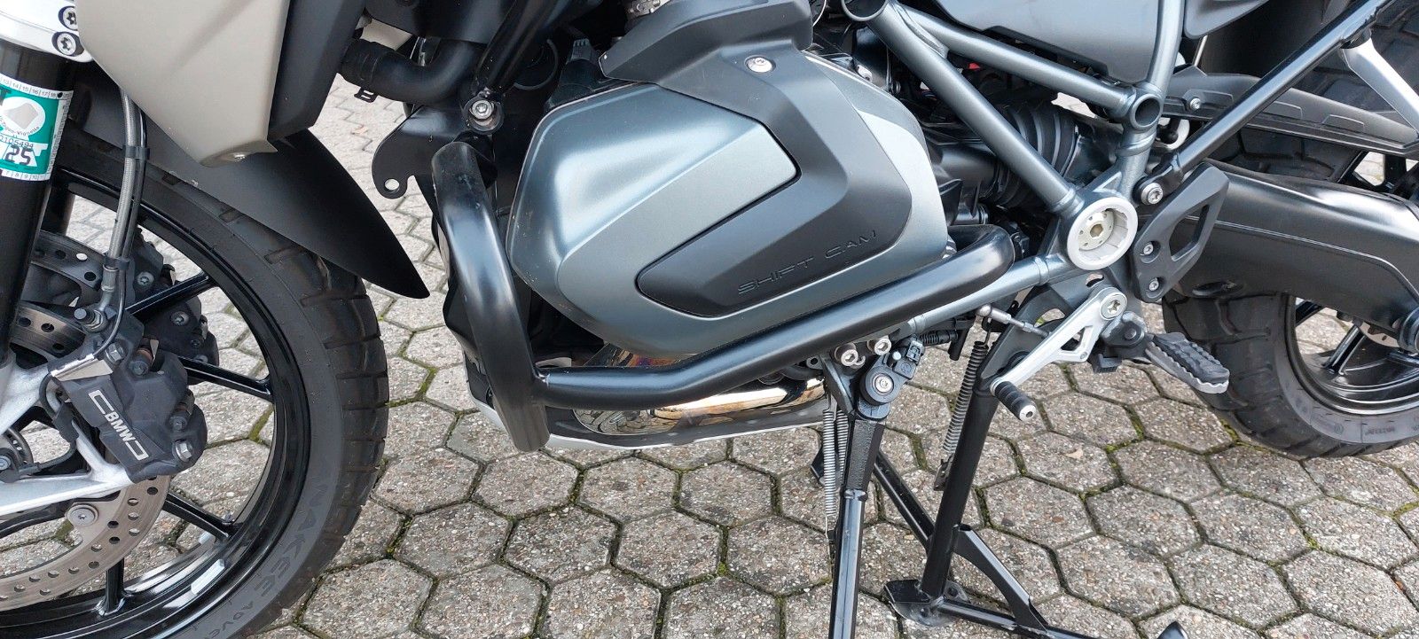Fahrzeugabbildung BMW R 1250 GS Triple B.  tief  3 Koffer u.v.m