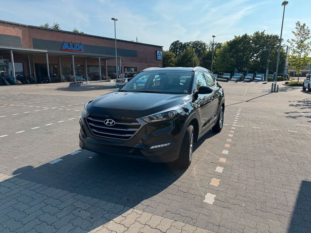 Image of Hyundai TUCSON
