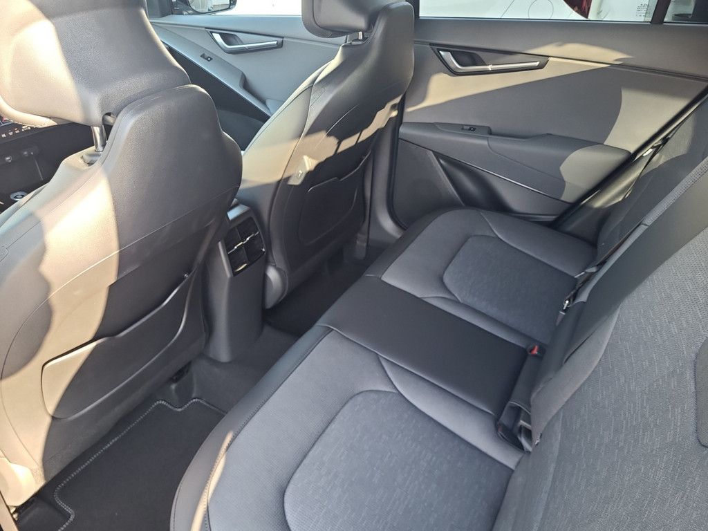 Fahrzeugabbildung Kia Niro 1.6 Hybrid Spirit Technologie Paket