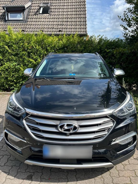 Image of Hyundai SANTA FE