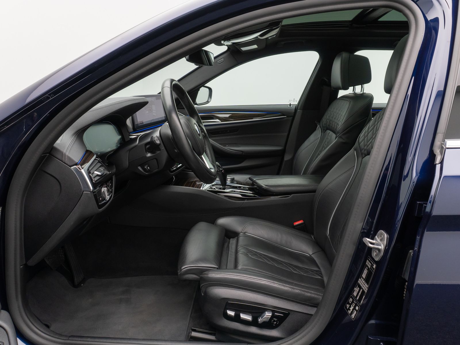 Fahrzeugabbildung BMW 540i xD Luxury Line 360° SoflCl DAB Panorama 20"