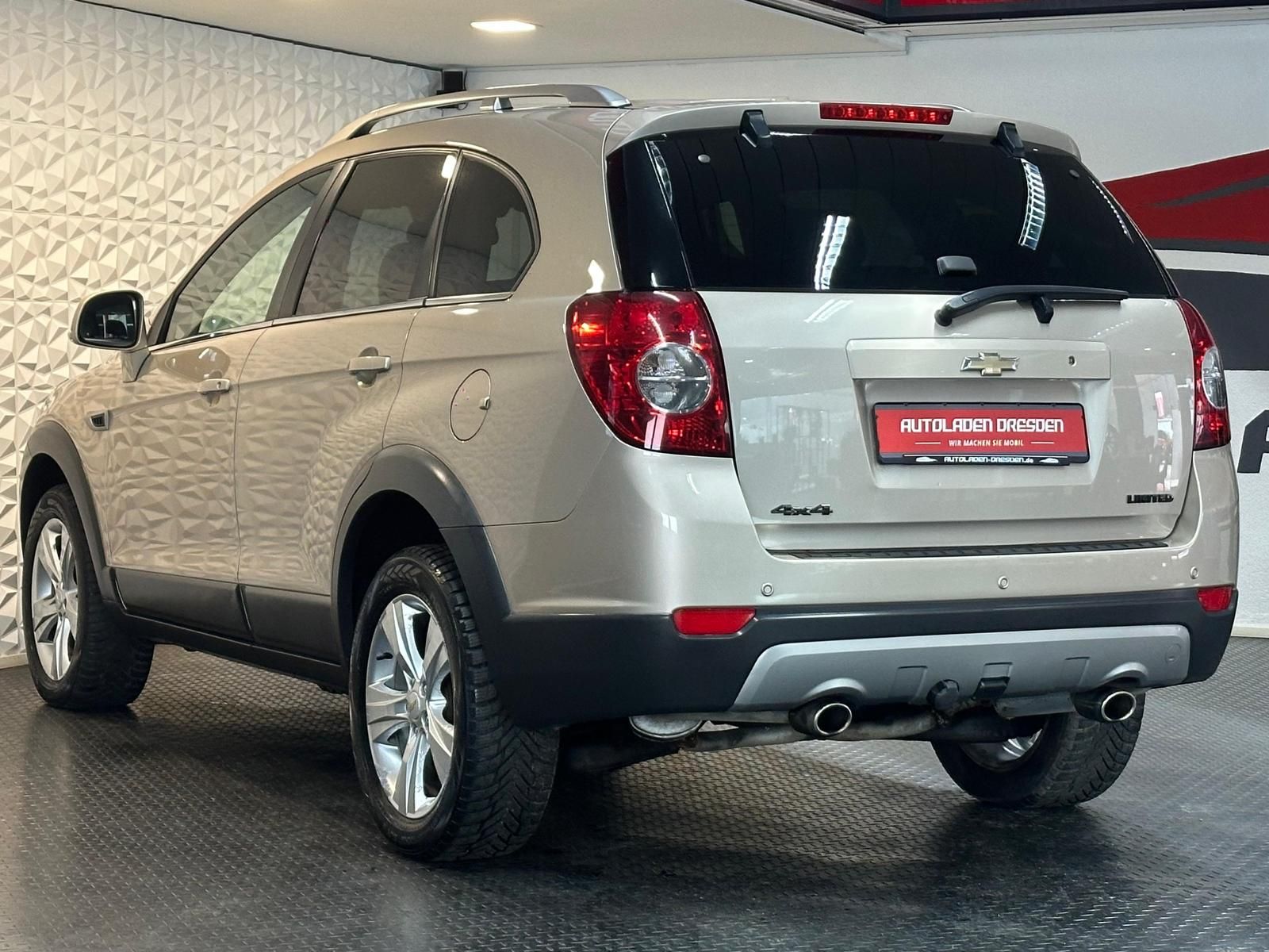 CHEVROLET Captiva 2.2D LIMITED 4x4 SHZ#AHK#TEMPO#KLIMA#PDC - Image 5