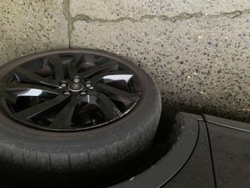 Land-Rover Discovery Sport - 6