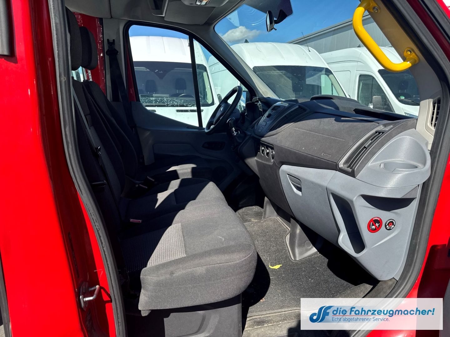 Fahrzeugabbildung Ford Transit Kombi 350 L3 2.2 TDCi DPF *3250