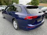 Volkswagen Golf VIII Variant 2.0 TDI *ACC*NAVI*SHZ*LIGHT-AS - gebrauchte Kombis