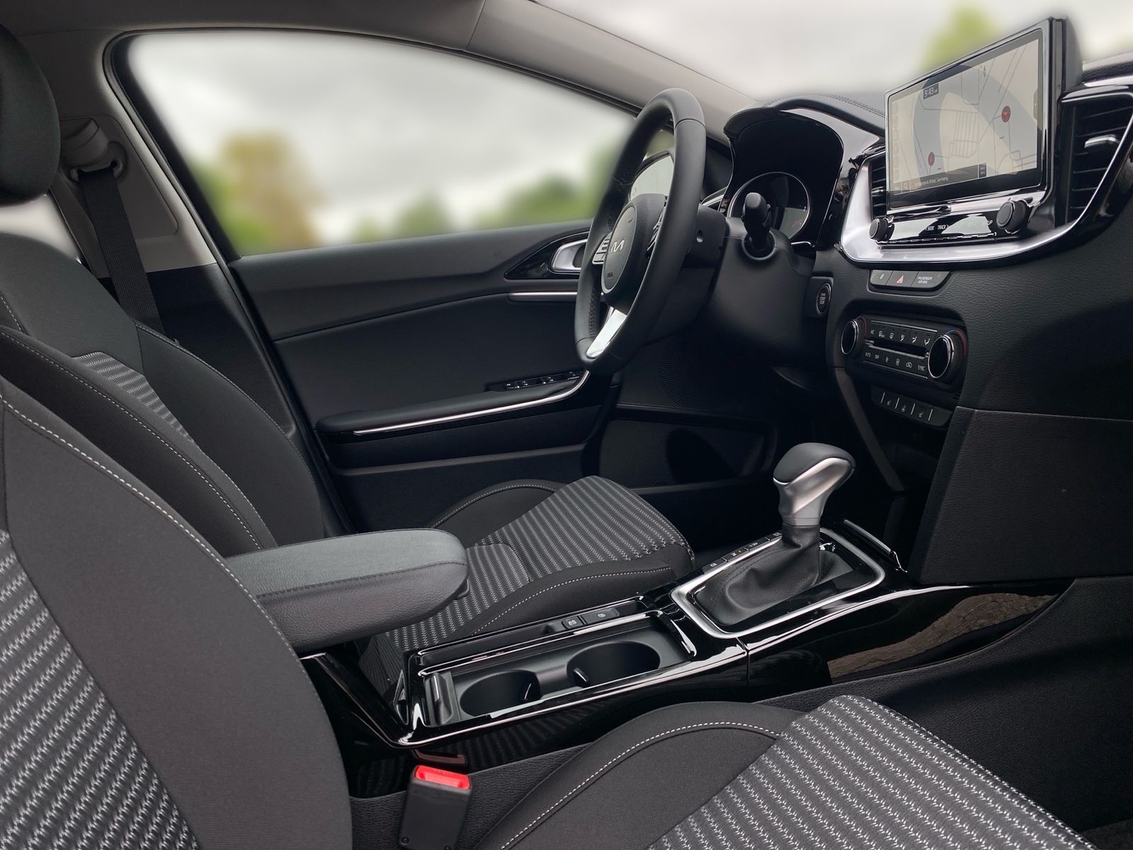 Fahrzeugabbildung Kia CEED_5 1.5T 48V DCT 140 ULTIMATE STY JBL