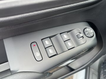 Citroën C5 Aircross 1.5 BlueHDi 130 MAX NAVI SHZ LED