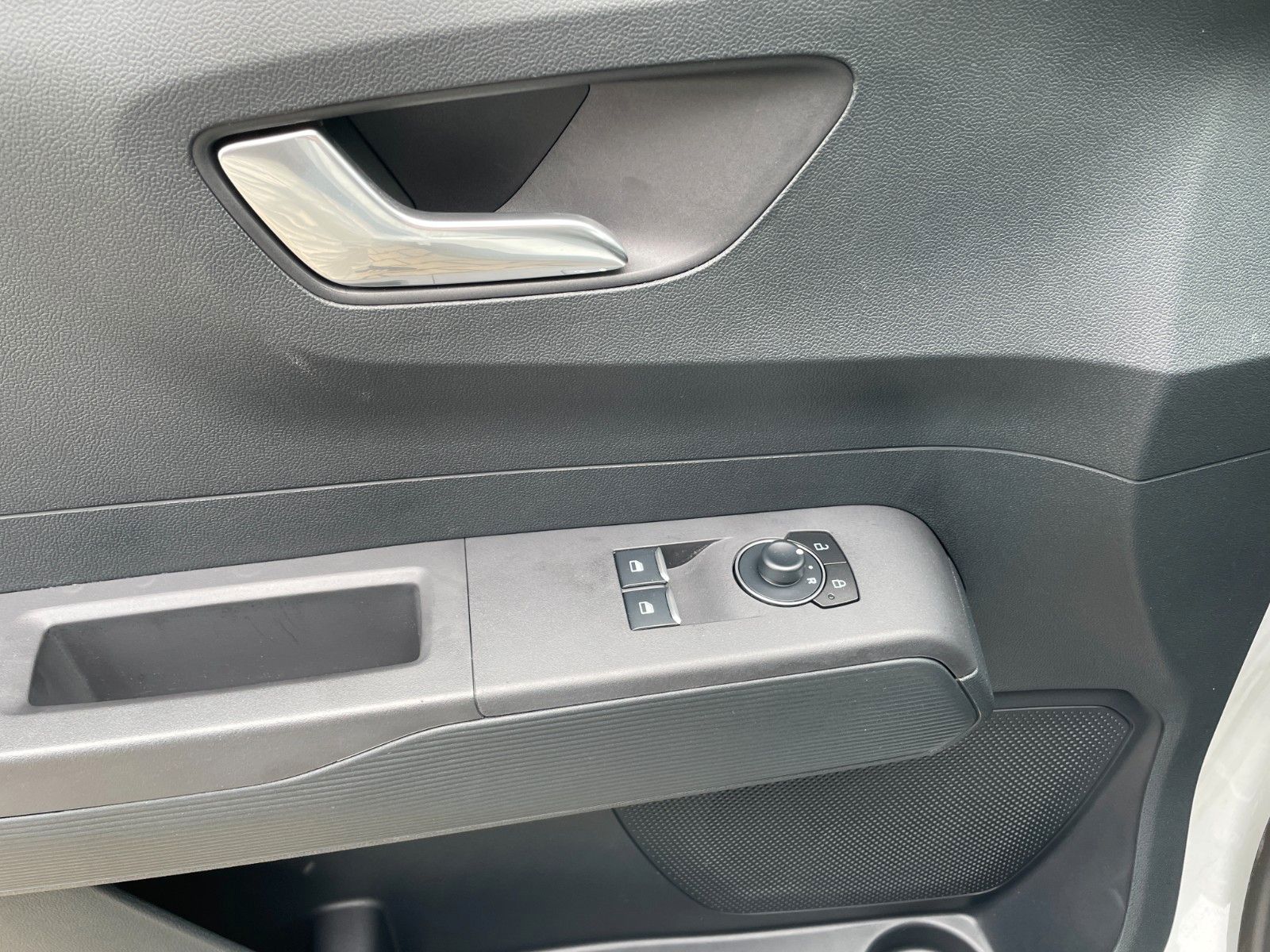 Fahrzeugabbildung Ford Transit Courier Trend Tageszulassung
