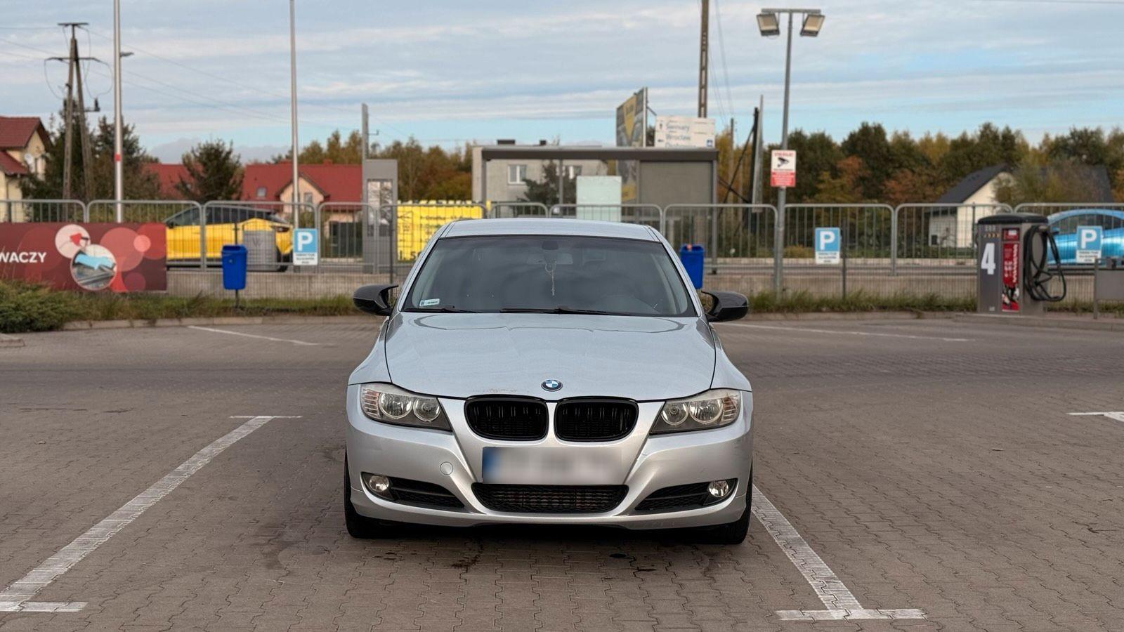 BMW 320 2009 — photo 6