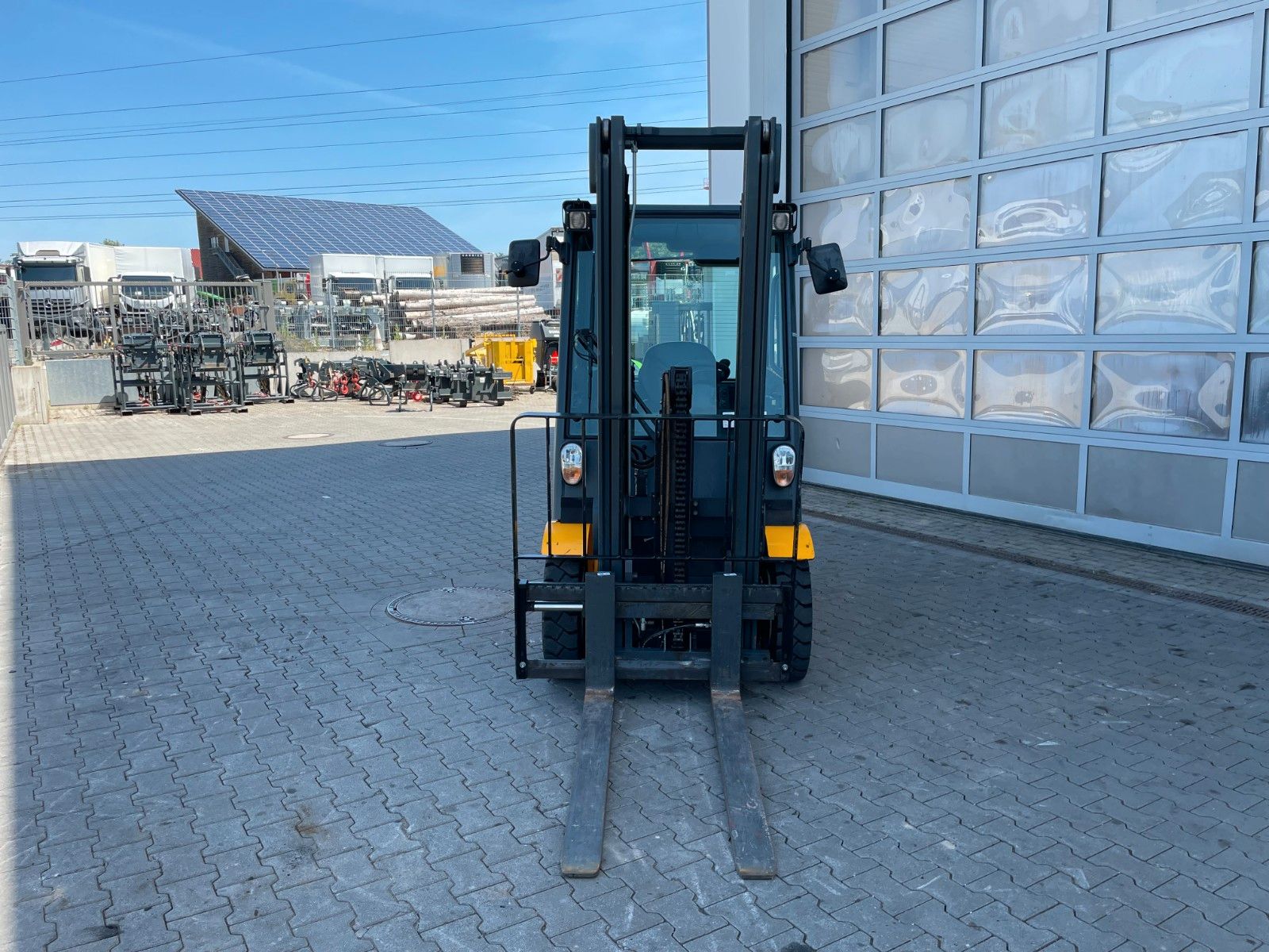 Fahrzeugabbildung Jungheinrich DFG 425s / Duplex: 3,5m / nur 356h /  SS