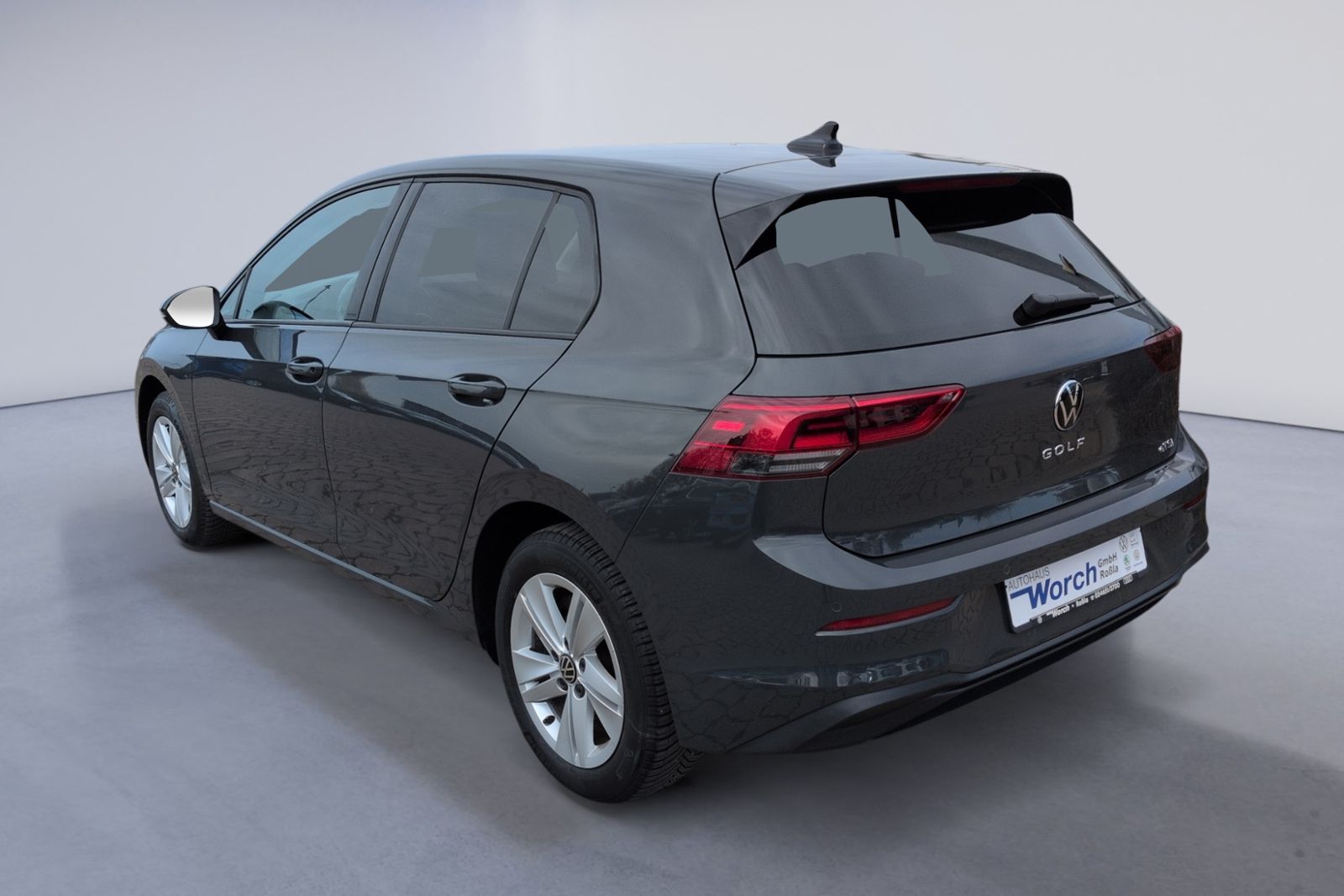 Golf VIII 1.0 eTSI DSG Life LED+ACC+APP+NAVI