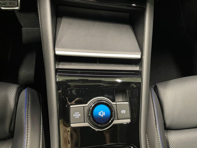 Tiguan R-Line 2.0 TDI DSG AHK PANO NAVI