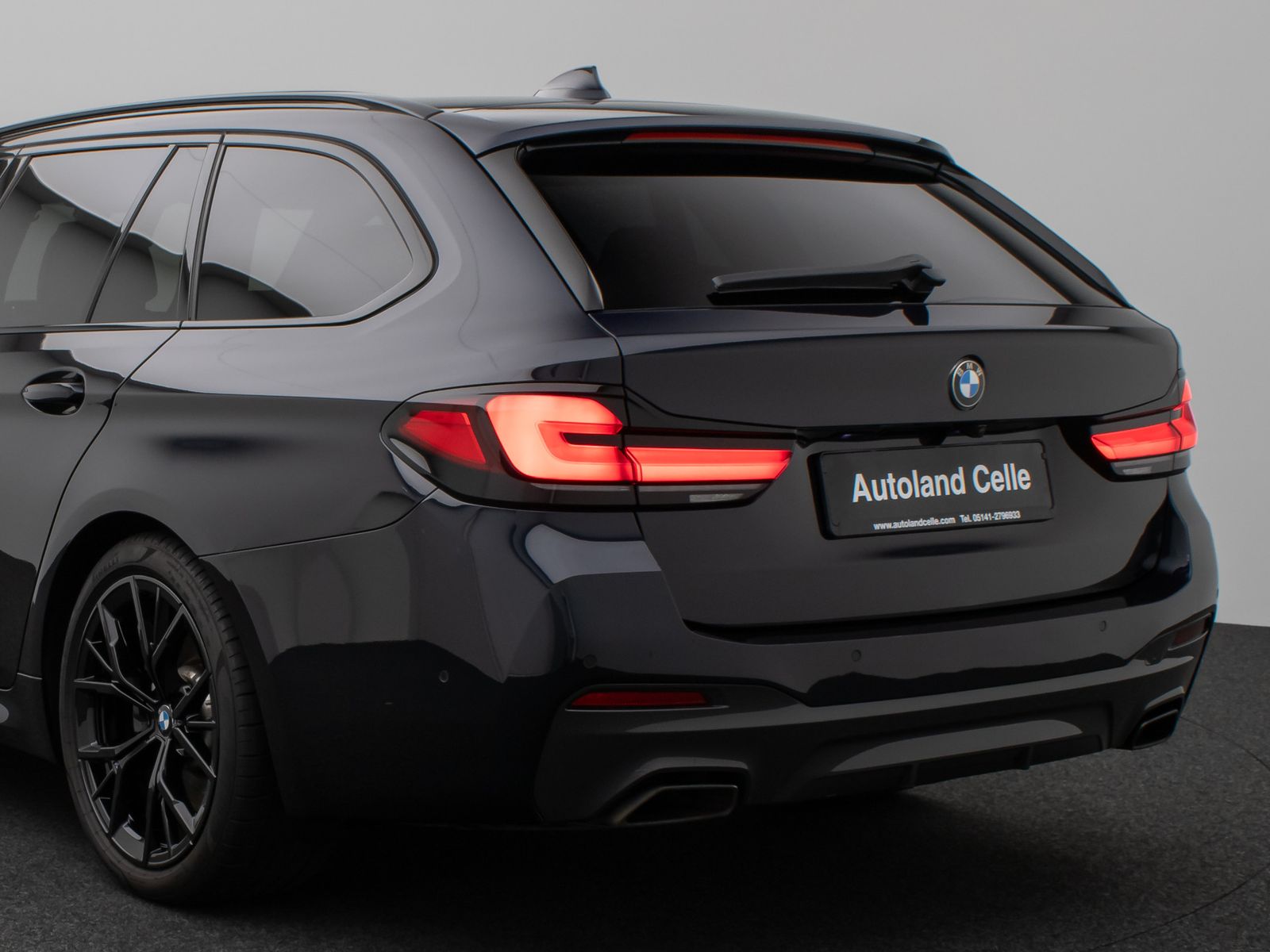Fahrzeugabbildung BMW 530d M Sport 360°DAB H/K Massage Alarm 19Zoll
