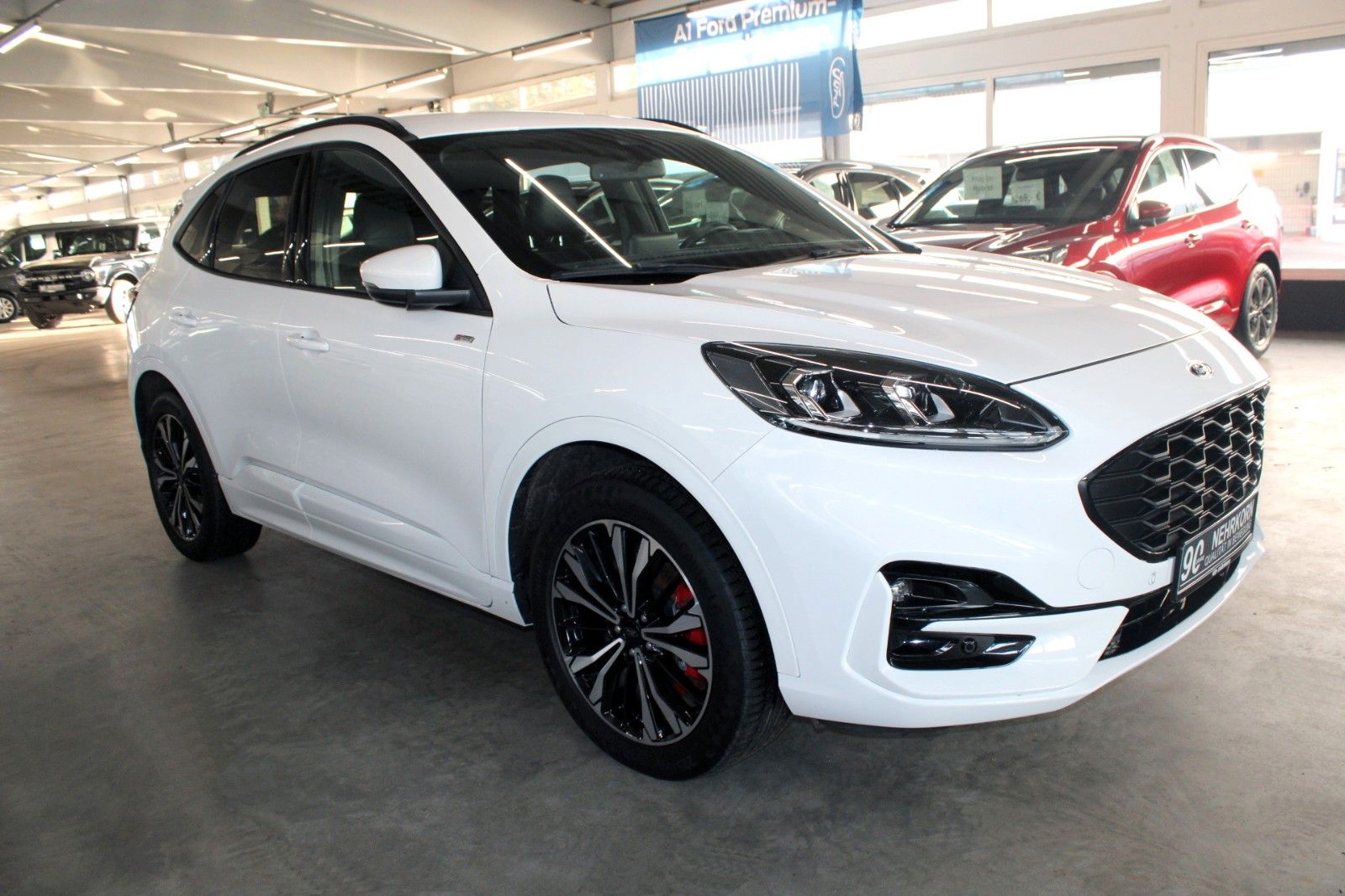 Fahrzeugabbildung Ford Kuga 2.5 PHEV ST-Line X Aut. LED CAM el. AHK uvm