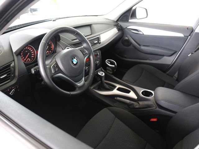 BMW X1 sDrive 20d XENON KLIMAAUTOMATIK PDC AHK
