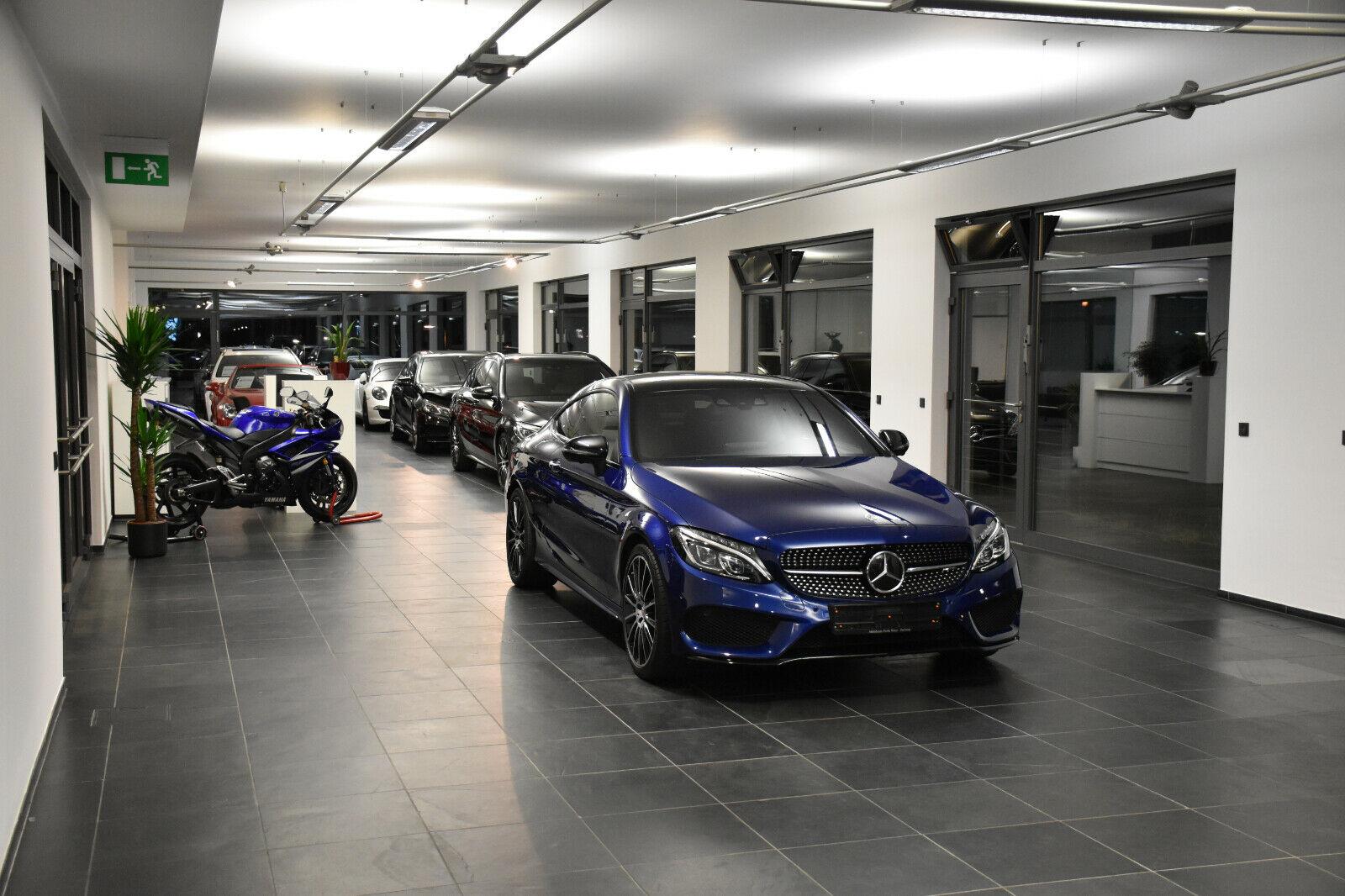 showroom-image-main