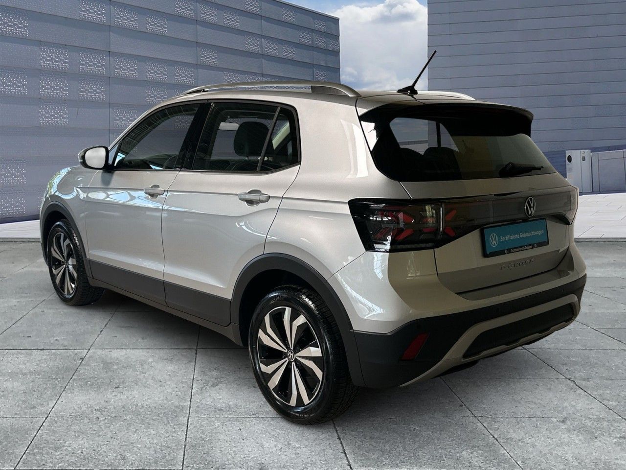 Volkswagen T-Cross 1.0 TSI Style DSG USB DAB BAA EPH LWS RS foto 3