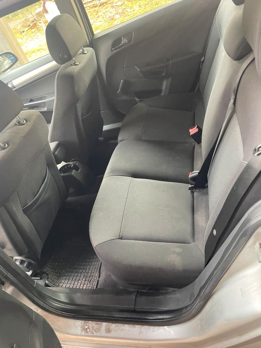 Opel Astra 2007 — photo 6