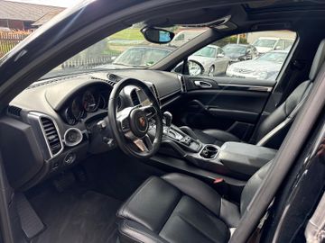 Porsche Cayenne - 10