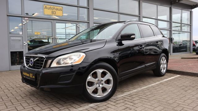 Volvo XC60 2.4 D5 Moment. AWD/AC/Leder/SHZ/Wi Paket