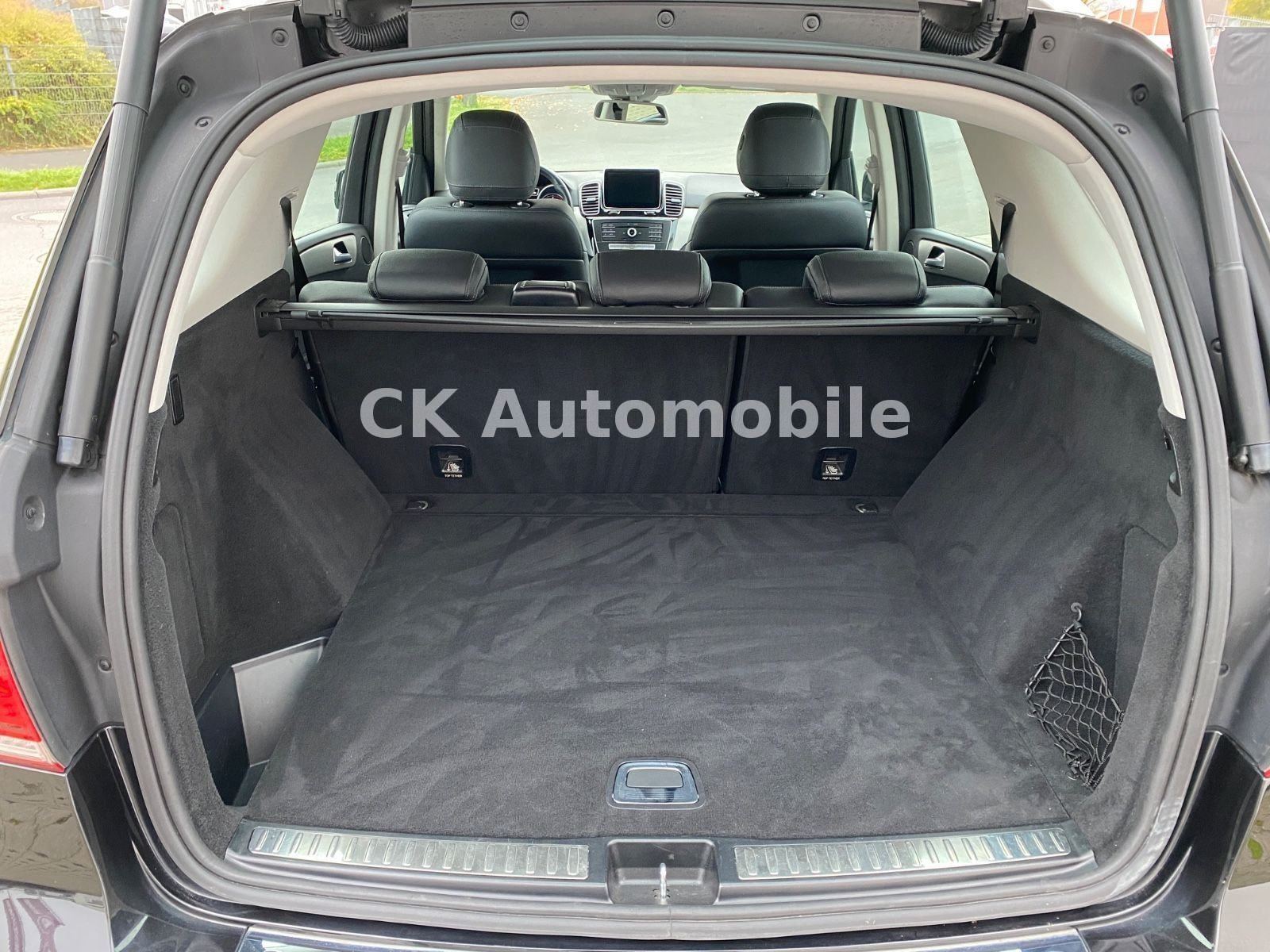 Fahrzeugabbildung Mercedes-Benz GLE 350d 4Matic/Navi/Rückfahrkamera/Tempomat