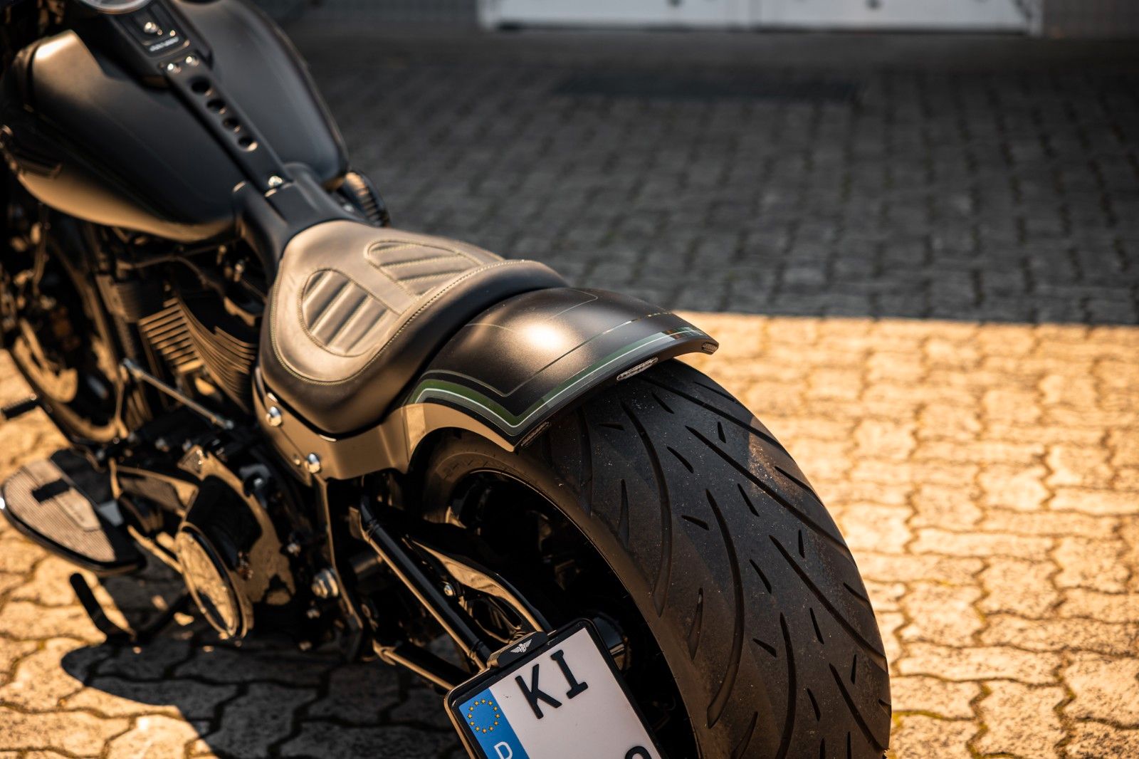 Fahrzeugabbildung Harley-Davidson DARK BOY 114 ci - FAT BOY FLFBS - JEKILL & HYDE