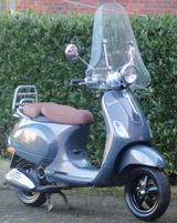 Vespa LXV 50ccm 4-Takt Avio Grigio Sondermodell  - ROLLER 50 CCM